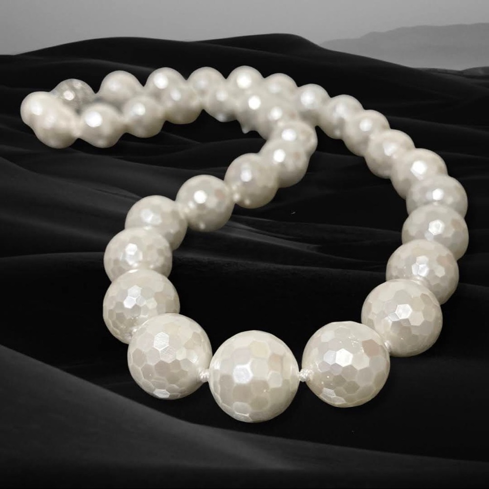 Mother of Pearl Necklace